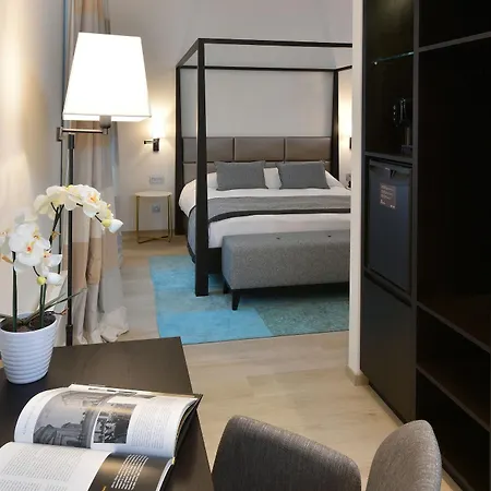Der Valk Hotel 4*