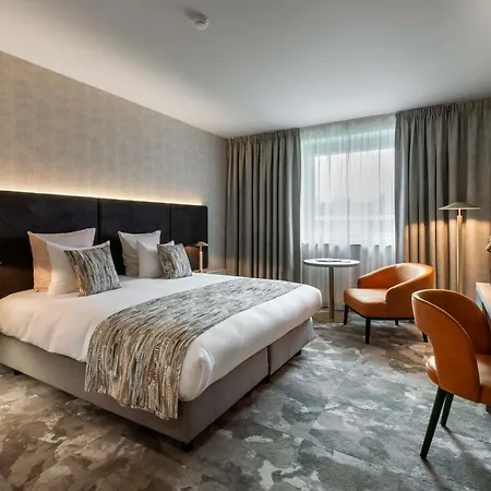 호텔 Der Valk 와떼흘루