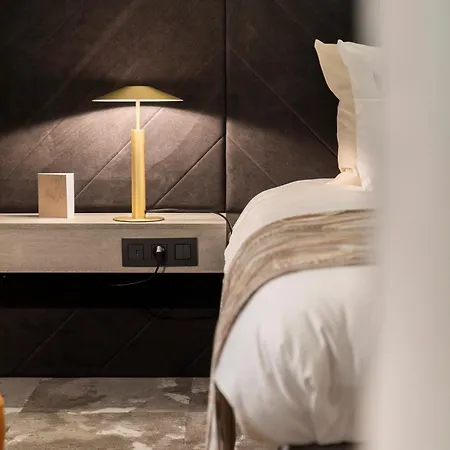 Der Valk Hotel 4*
