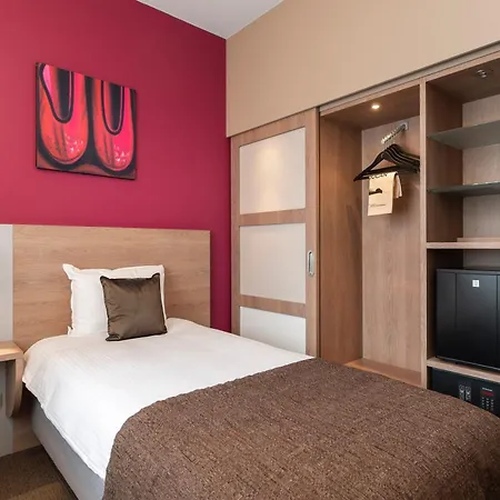 Hotel Der Valk 4*