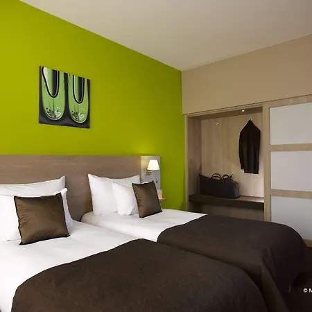 호텔 Der Valk 와떼흘루