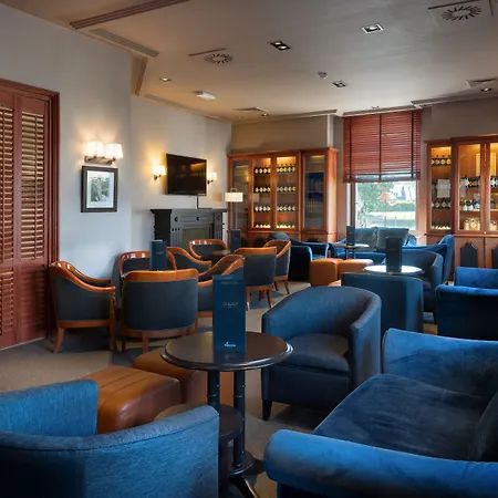 호텔 Der Valk 와떼흘루